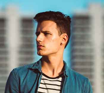 手机轰在线轰炸免费